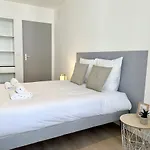Apartment L'authentique - Moderne -