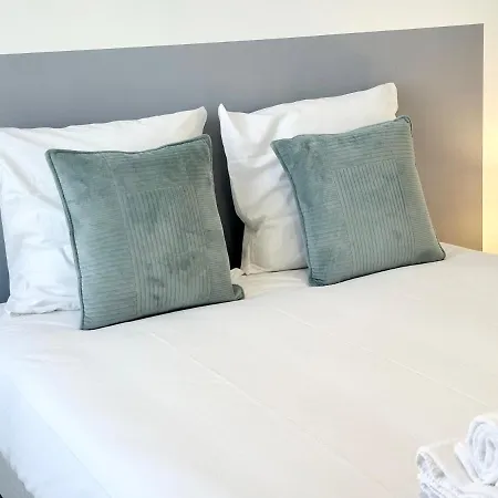 L'authentique - Moderne -